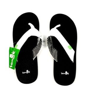 Sanuk Size 7 White Yoga Mat Sandals New